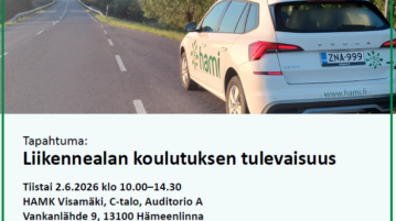 Kuvassa HAMIn auto ja tieto liikennealan seimaarista.