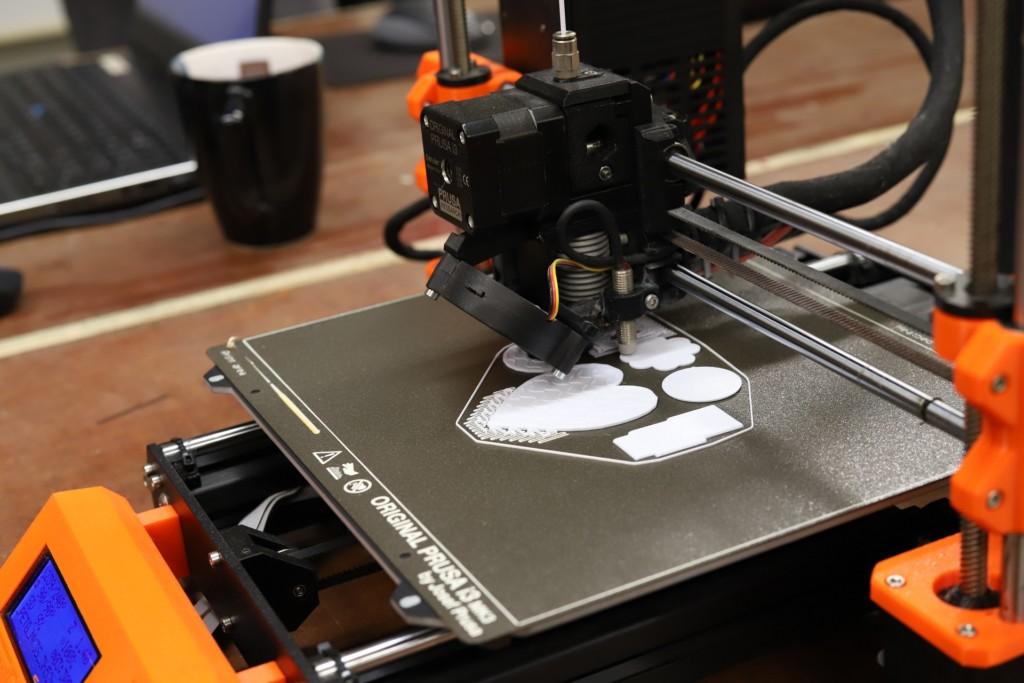 3D-printtauslaite käynnissä